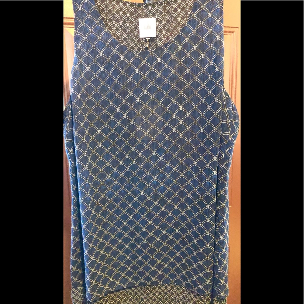 Cabi Scallop Top Tank Size Medium NWT